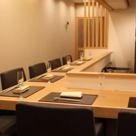 大阪心斎橋のお箸で食べる創作和フレンチレストランつじ川